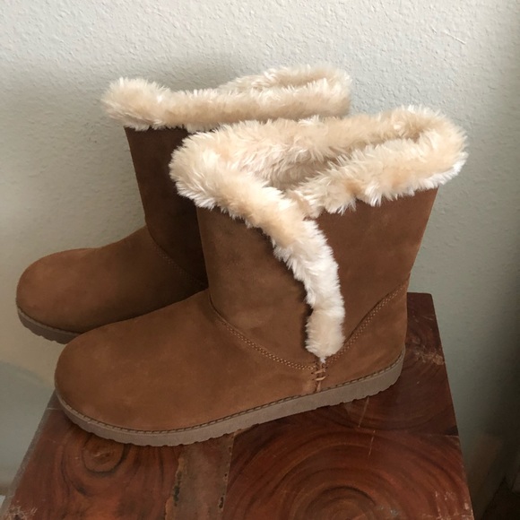 ✨ NWT Suede Winter Boots ✨ - Picture 10 of 15